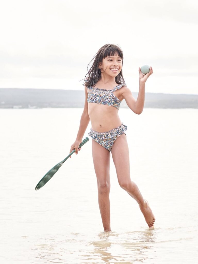 Bikini con estampado de flores para niña - azul