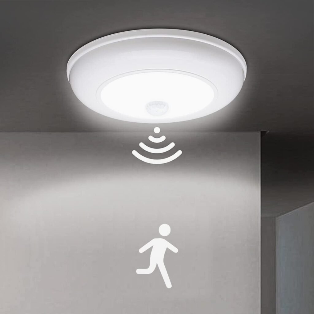 Amazon.com: TOOWELL Luz con sensor de movimiento para interiores ...