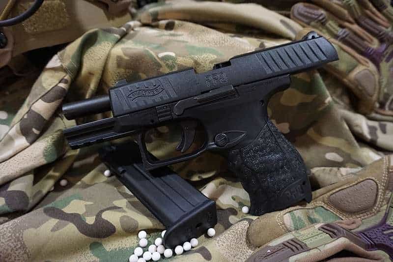 Las mejores pistolas de airsoft calidad precio: Guía de compra 2024