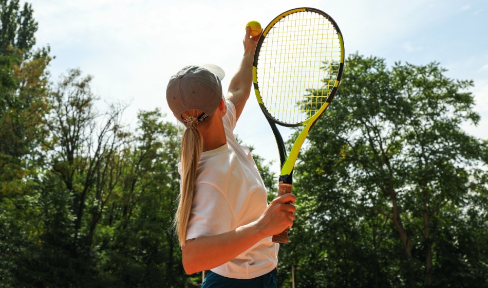 Cómo elegir una raqueta de tenis para mujer - TennisHack